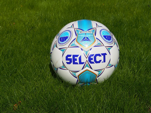 在如今这个 在如今这个